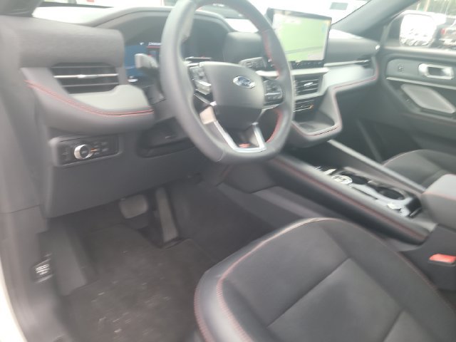 Used 2025 Ford Explorer ST w/ Sun And Sound Package AWD/4WD image 20