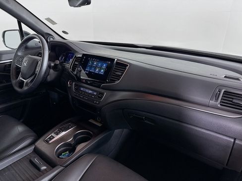 Used 2023 Honda Passport EX-L image 36