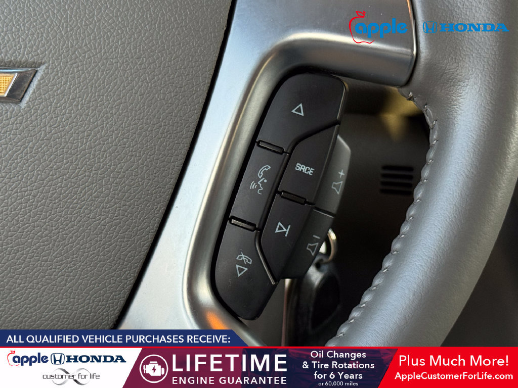 Used 2016 Chevrolet Traverse LT FWD image 25