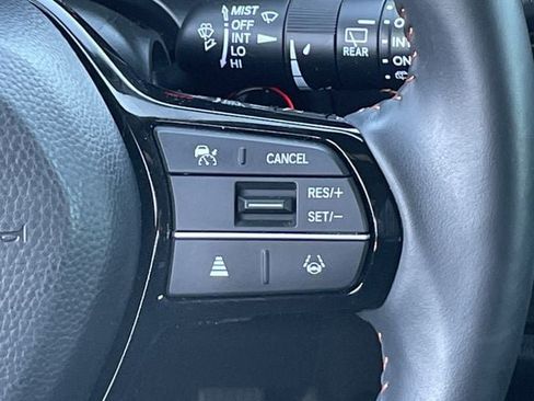 Used 2024 Honda HR-V Sport image 14