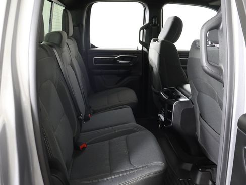 Used 2022 RAM 1500 Big Horn AWD/4WD image 32