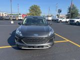 Used 2020 Ford Escape SE image 2