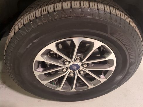 Used 2019 Ford F150 XLT w/ Equipment Group 302A Luxury image 21