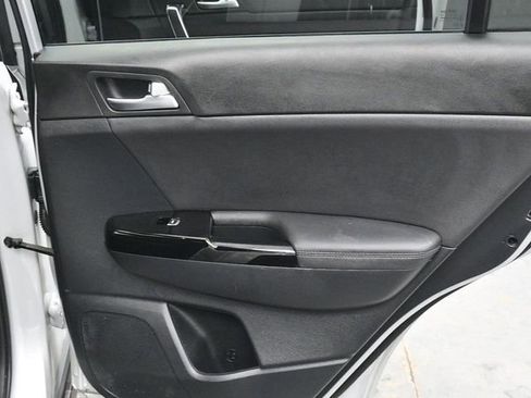 Used 2022 Kia Sportage SX image 17