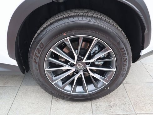 New 2026 Lexus NX 350h FWD image 10