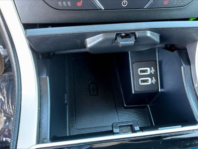 Used 2019 Ford Edge SEL w/ Equipment Group 201A FWD image 18