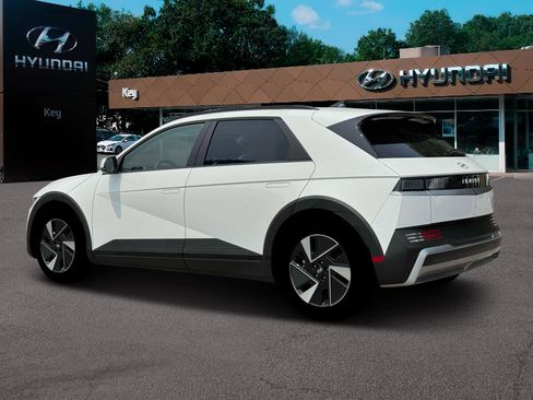 New 2025 Hyundai Ioniq 5 SEL image 4