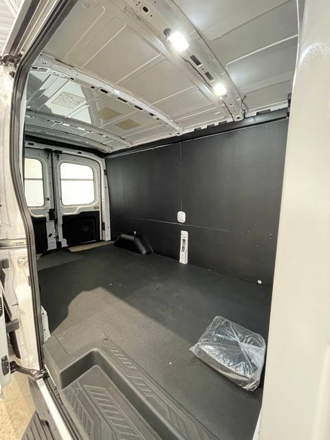Used 2023 Ford E-Transit Medium Roof w/ Interior Upgrade Package RWD image 13
