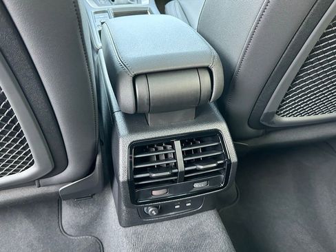 Used 2025 Audi Q3 2.0T Premium w/ Convenience Package image 64