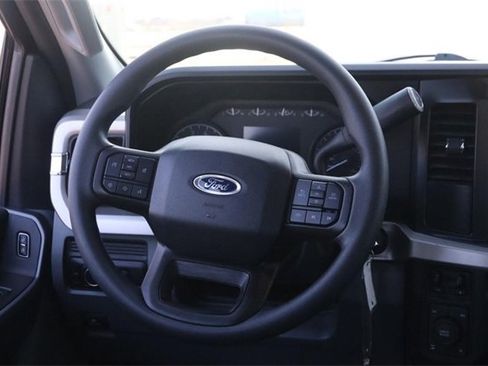 Certified 2023 Ford F250 XLT w/ FX4 Off-Road Package image 22