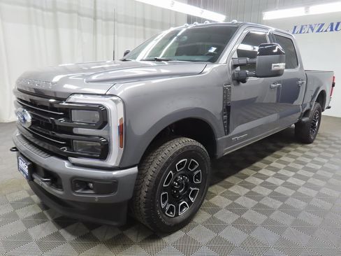 Used 2025 Ford F250 Platinum image 6