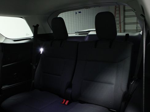 New 2026 Ford Explorer Active image 14