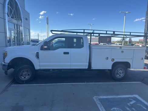 Used 2019 Ford F250 XL w/ XL Value Package AWD/4WD image 2