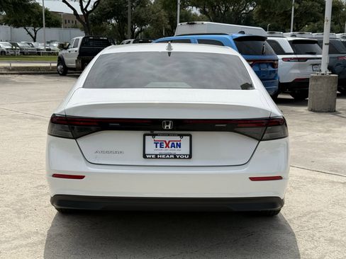 Used 2024 Honda Accord EX image 6