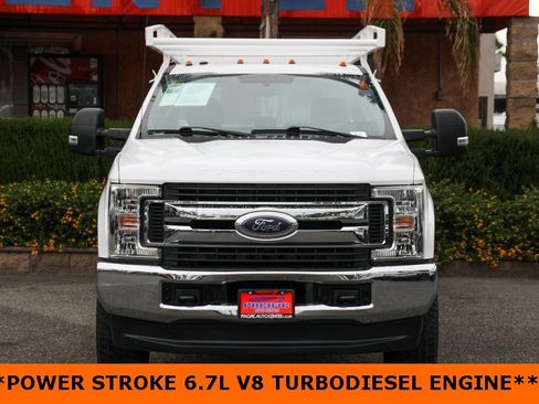 Used 2019 Ford F350 XLT image 3