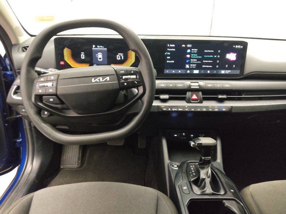 Used 2025 Kia K4 FWD image 22