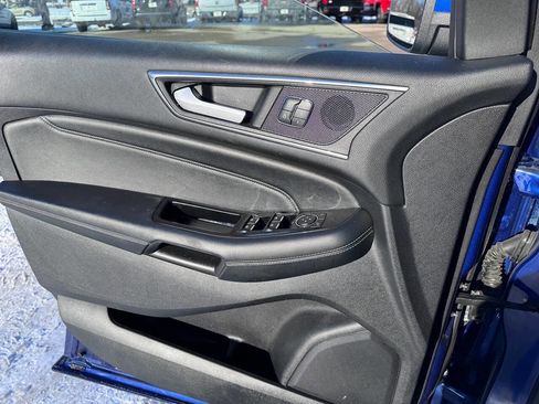 Used 2015 Ford Edge Titanium w/ Equipment Group 301A image 18