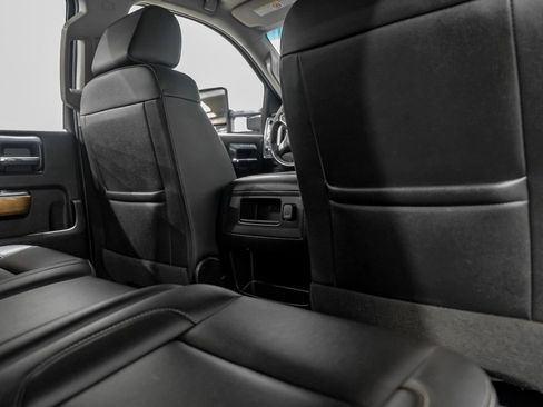 Used 2019 Chevrolet Silverado 3500 LTZ w/ Duramax Plus Package image 33