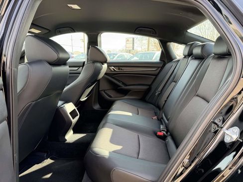 Used 2022 Honda Accord Sport image 15