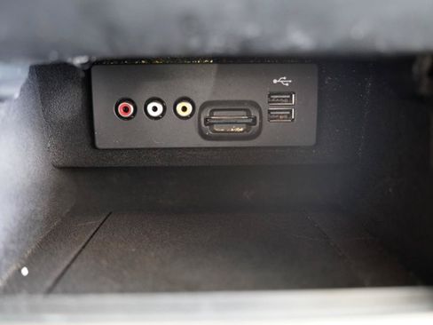 Used 2014 Lincoln MKX FWD w/ Equipment Group 102A image 22