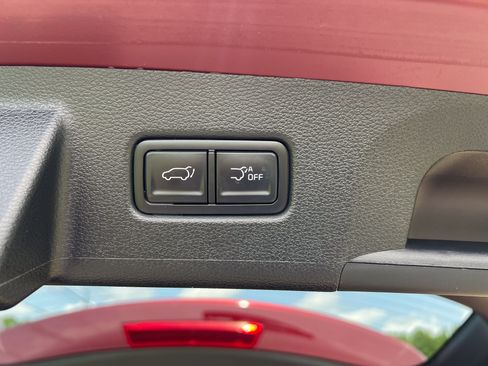 Used 2024 Kia Telluride EX w/ EX Captain's Chair Package AWD/4WD image 10