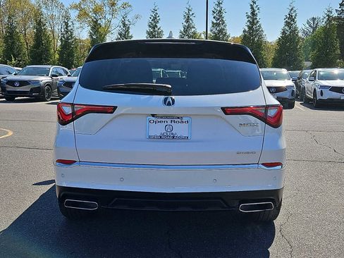 Certified 2024 Acura MDX SH-AWD w/ Technology Package image 6