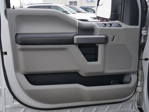 Used 2019 Ford F150 XLT image 27