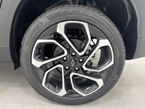 New 2026 Chevrolet Trax RS w/ Driver Confidence Package FWD image 34