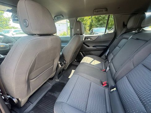 Used 2026 Chevrolet Equinox LT FWD image 38