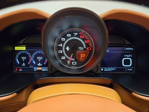 Used 2023 Ferrari Portofino M RWD image 42