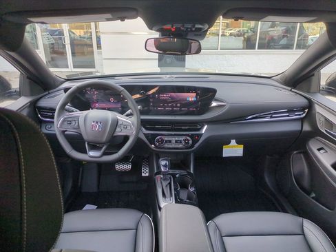 New 2026 Buick Envista Sport Touring w/ Studio Series image 9