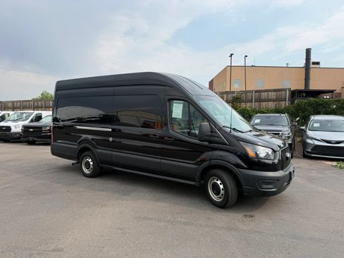 Used 2022 Ford Transit 250 148 High Roof Extended w/ Load Area Protection Package RWD image 8