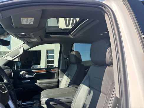 Used 2024 GMC Sierra 1500 Denali w/ Denali Reserve Package image 16