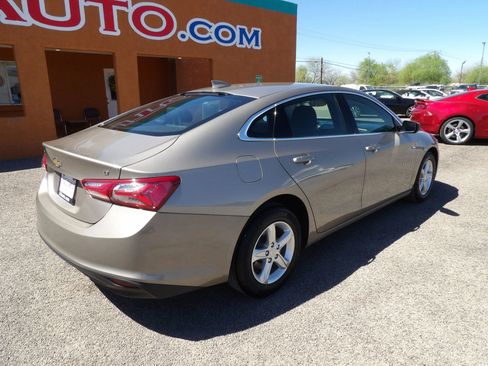 Used 2022 Chevrolet Malibu LT FWD image 8