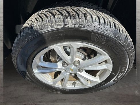 Used 2017 Chevrolet Equinox LT w/ Convenience Package FWD image 19