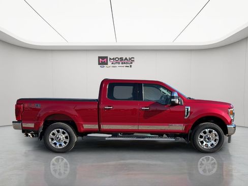 Used 2021 Ford F350 Lariat w/ Chrome Package image 10