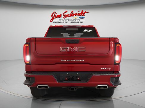 Used 2023 GMC Sierra 1500 AT4 w/ AT4 Premium Package AWD/4WD image 5