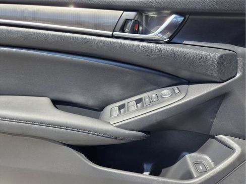 Used 2022 Honda Accord Sport image 20