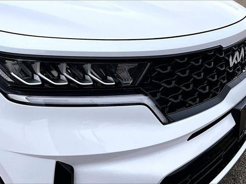 Certified 2022 Kia Sorento S w/ Panoramic Sunroof Package image 31