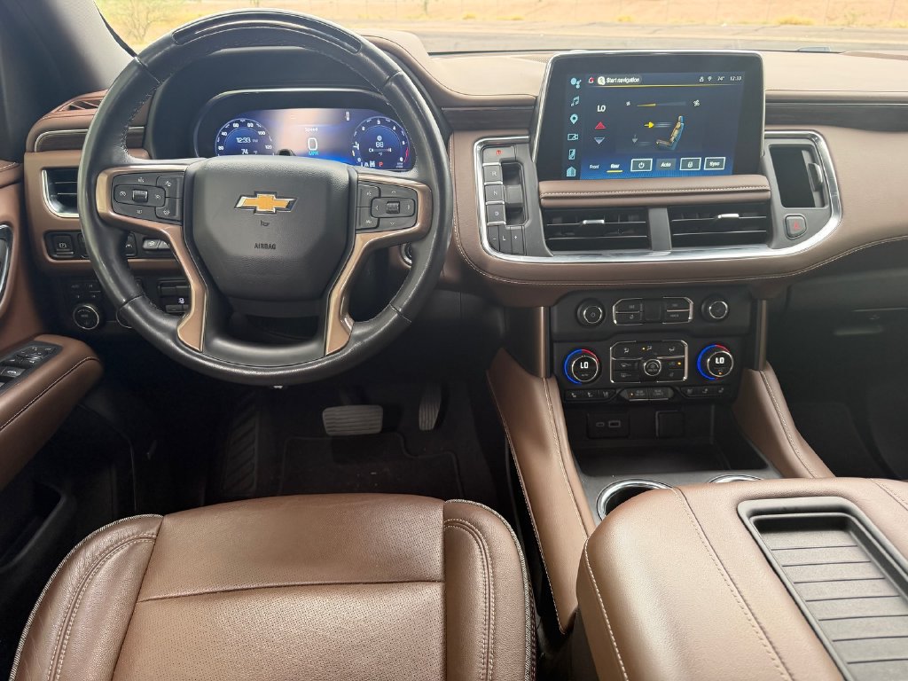 Used 2024 Chevrolet Suburban High Country w/ Advanced Technology Package AWD/4WD image 27