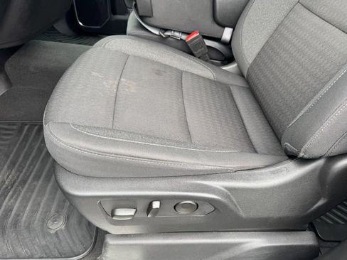 Used 2025 Chevrolet Silverado 1500 LT AWD/4WD image 14