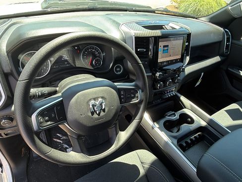 New 2026 RAM 1500 Express AWD/4WD image 20