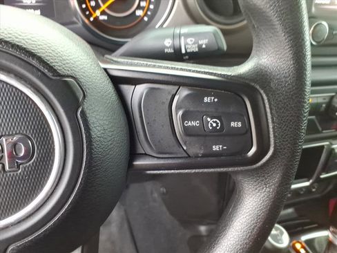 Used 2020 Jeep Wrangler Sport image 28