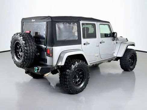 Used 2013 Jeep Wrangler Unlimited Sahara w/ Connectivity Group AWD/4WD image 7