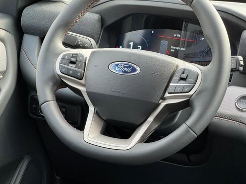 New 2026 Ford Explorer Active image 8