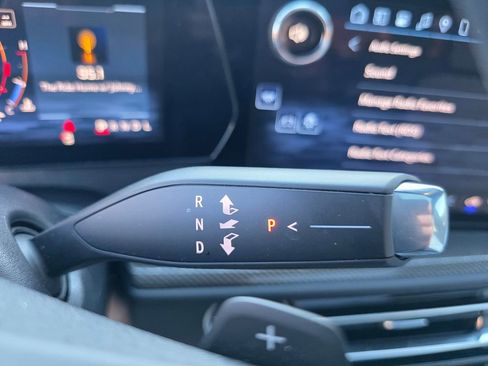 Used 2025 Chevrolet Traverse High Country w/ LPO, Floor Liner Package image 21