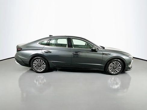 Certified 2026 Hyundai Sonata Limited FWD image 4