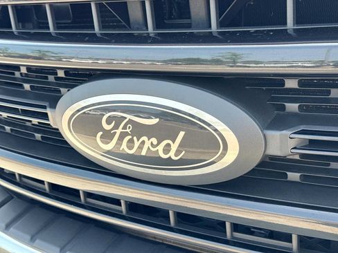 Used 2020 Ford F250 Lariat w/ Lariat Ultimate Package AWD/4WD image 11