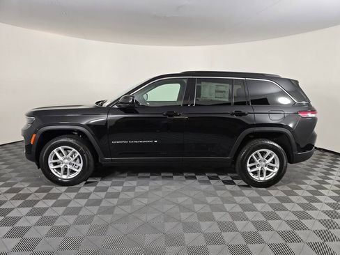 New 2025 Jeep Grand Cherokee Laredo X w/ Trailer Tow Package image 7