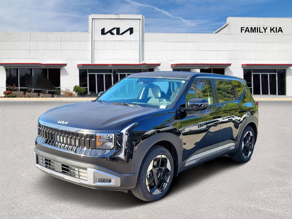 New 2027 Kia Seltos S FWD image 3